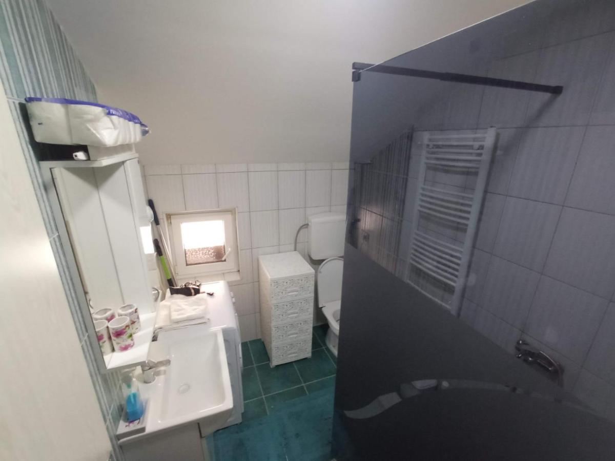 Jezero Apartment อารันเยโลวัคส์ ภายนอก รูปภาพ