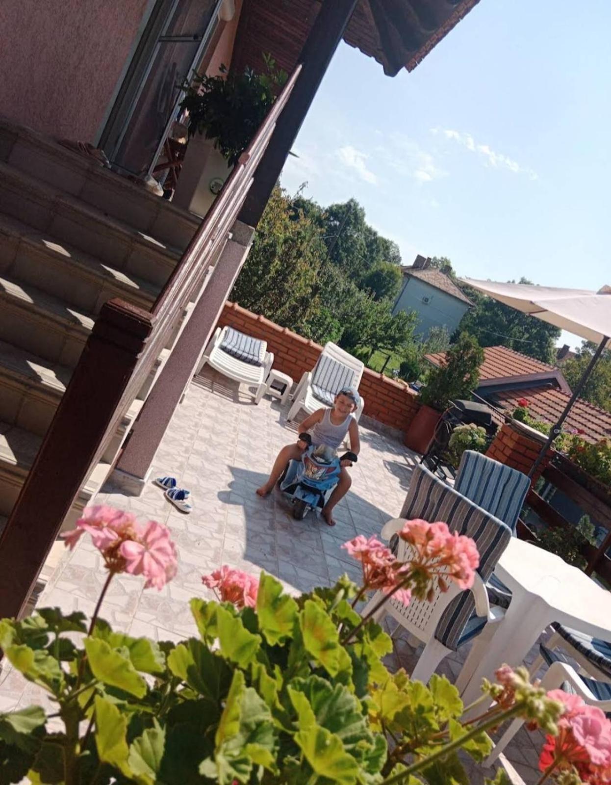 Jezero Apartment อารันเยโลวัคส์ ภายนอก รูปภาพ