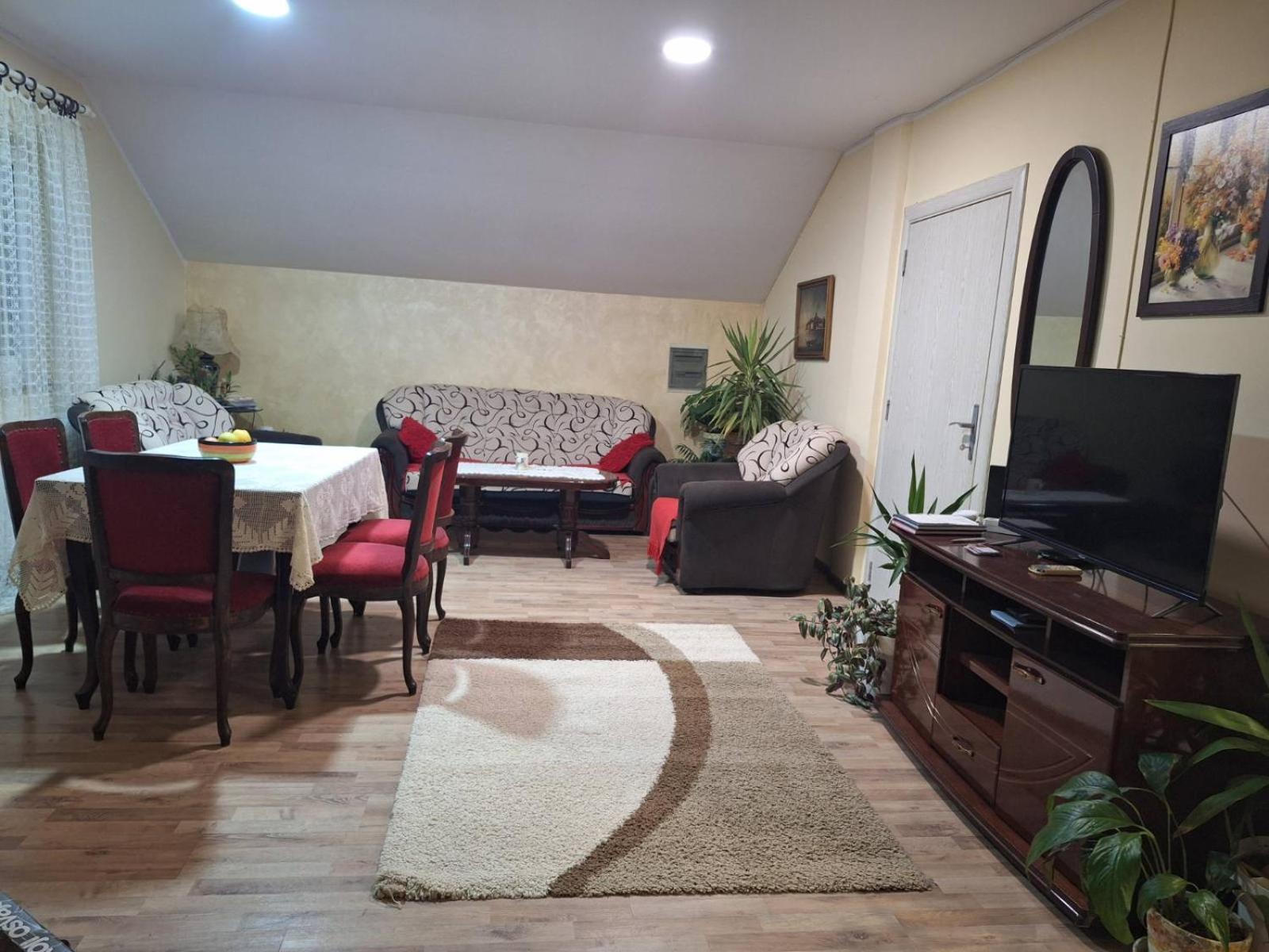 Jezero Apartment อารันเยโลวัคส์ ภายนอก รูปภาพ